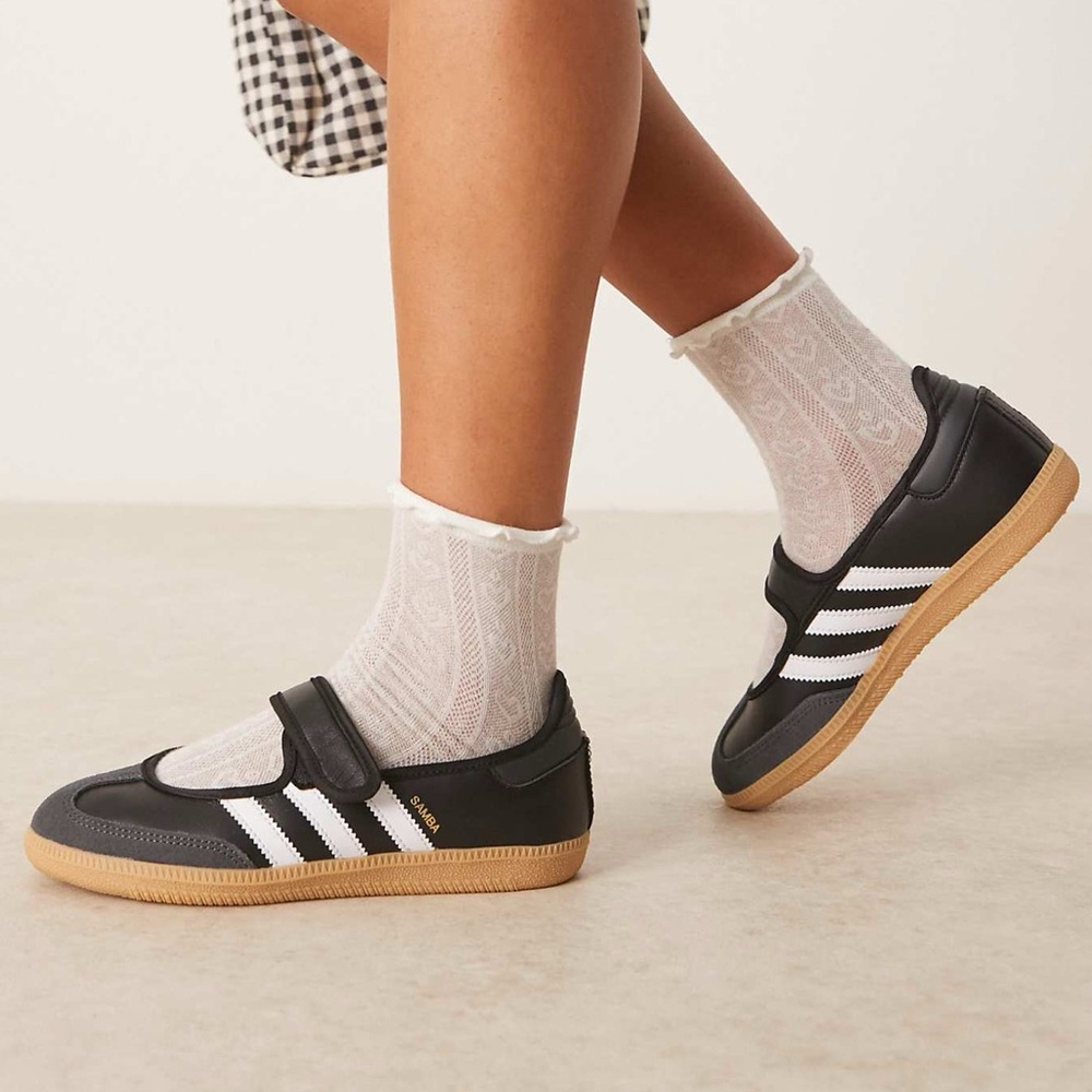 Like New! ADIDAS Sambas Mary Janes